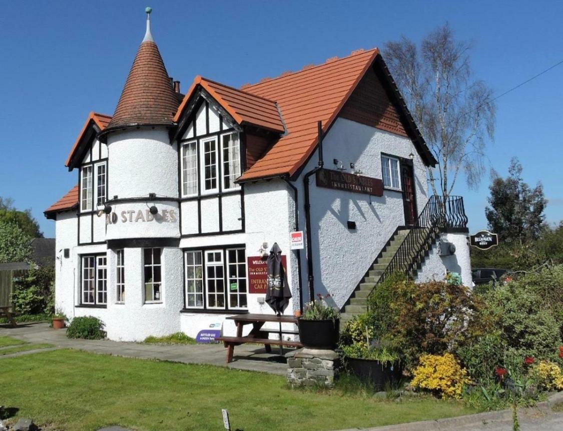 The Old Stables Hotel Мофат Екстериор снимка